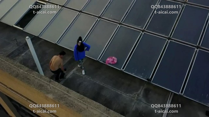 【婉慈Icon】绝版-南一天台暴力虐尾随男（航拍，踩烂舌头） TTTIO-20220129