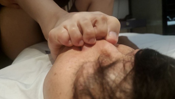狠吸梦晨女王原味棉袜裸足 YC-220827-4