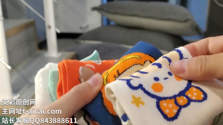 【橘子粥】一小时超长时间5双棉袜踩脸视频 YC-211031