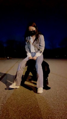 套路直播视频【语阳】小白鞋女神-超强户外骑马/骑脖子/重度耳光/狗链遛狗 bf25517
