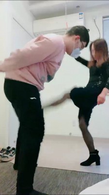 套路直播视频【安静大大】来自母女S的暴力虐待 bf26059