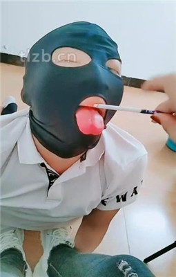 【广东迪迪】女主出门回来家奴服侍