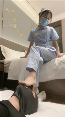 【漫漫】护士小姐姐给患者做特殊治疗