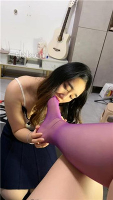 【july】母畜-超骚美腿蹂躏踩