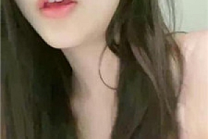 【不知名美女S】浴室脚垫视角 JS240802-34