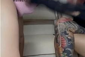 【七七】抽耳光/掐乳/跪舔臭脚丫 bf43598