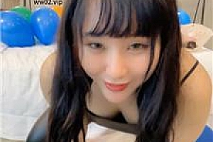 【乔S】姐妹花S-高跟踩爆气球/骑狗背玩虐/闻舔内裤/喂口水 bf46375