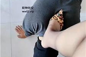【李老师】高跟长靴黑丝踩踏/镜前胯下羞辱 JS241121-22