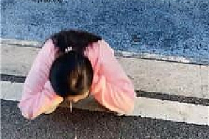 【沐沐大大】户外玩虐羞辱母畜 JS241128-9