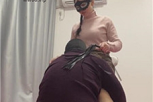 【姗姗】高跟肉丝脚踩戒尺虐打    241214-3