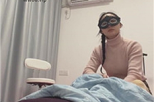 【姗姗】鞭打耳光虐乳肉丝高跟踩踏    241213-8