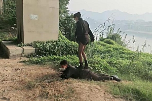 【三千女王】户外遛狗犬化/泥巴短靴玩/捆绑虐打【双视角版】 bf48464