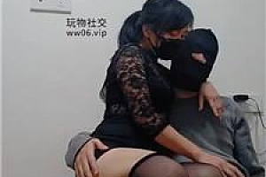 【思纯】性感黑丝美腿虐杀脚下奴 JS241231-7