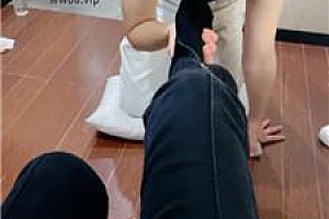 【白兔】迷恋主人的运动鞋黑棉袜 JS250107-40
