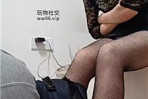 【思纯】高跟网袜美腿踩虐 JS250114-22