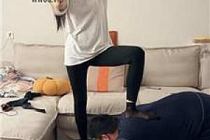 【埋汰】瑜伽女神骑马黑丝踩虐 bf50216