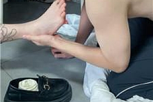【困困】双S-白袜纹身女的狗奴【双视角版】 bf50759