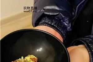 【七悦】高跟踩踏喂食/虐乳/赏赐圣水 JS250224-10