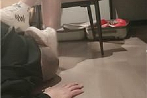【珍惜女王】运动鞋白袜玩虐下跪奴 JS250301-27