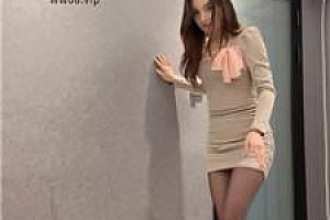 【Anna】俄罗斯混血-黑丝踩踏/腿绞坐脸 bf51025