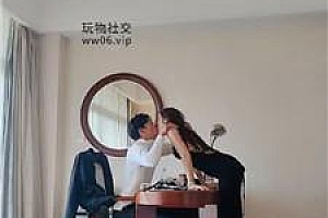 【宇S】情侣主-绿帽奴伺候我们约会 JS250112-1