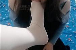 【伪娘和人妻】滴蜡强制踩虐蓬头垢面的狗 JS250109-12