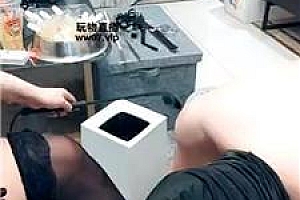 【艾佳】吃烟灰/舔脏鞋/重度鞭打 JS250309-9