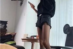 【酸菜小猪脚】抽耳光/喂口水/啃吃黑丝玉足 bf51473