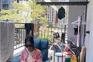 【南月女神】阳台臭脚丫羞辱家奴 JS250321-10