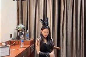 【娜娜】兔女郎黑丝高跟虐杀 bf52287