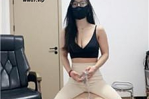 【南月女神】长靴踩踏-坐脸窒息-狗盆喂圣水 bf51935