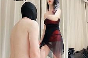 【尤雾】长裙女神胯下羞辱 bf52625