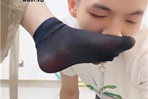【南月女神】卑微家奴下跪伺候 bf52444