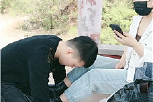【珍惜女王】户外凉亭舔脏鞋玉足 JS250427-5