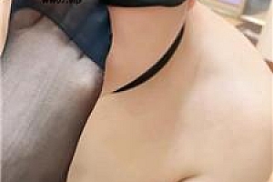 【诗诗】黑丝jio恋足舔深喉 bf53152
