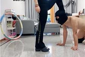 【南月女神】五花大绑虐不听话的狗 JS250507-17