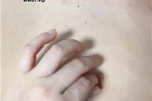 【泡泡】黑丝脚玩脚垫奴 JS250516-35