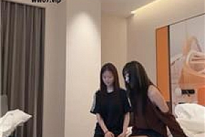 【米琦妙妙屋】双S-姐妹花暴力虐打/脚下喂食 bf53386