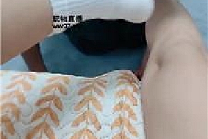 【甜甜】学生妹白袜脚玩老师 JS250512-21