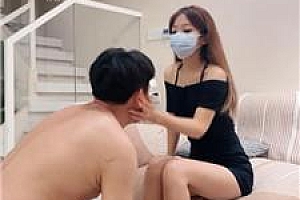 【刘二狗】狂抽耳光-厚拖鞋踩-揪耳朵 bf53840