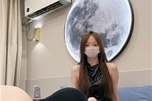 【楚楚】美腿诱惑-坐脸窒息 JS250606-5