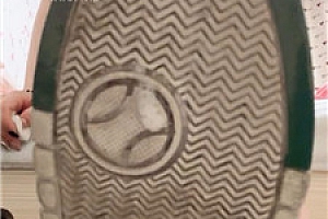 【姜琦琦】运动鞋白棉袜    250530-12