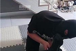 【林音】口吐喂食-长靴黑丝踩 bf54048