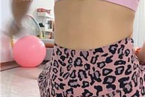 【南月女神】强迫舔干净地板-黑白棉袜羞辱 JS250624-7