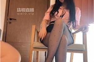 【亚兮】滴蜡虐乳-黑丝高跟脚喂食 bf56112