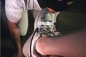【小妮】夜跑后原味鞋袜玩贱奴 JS250726-19