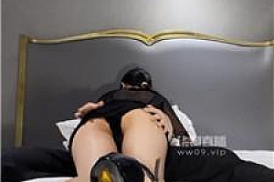 【佳佳】情侣主-户外遛绿帽贱奴 bf55920
