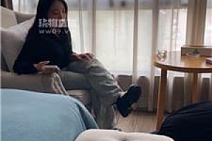 【挽秋情侣】绿帽狗喜欢舔脏鞋臭脚丫 bf55789
