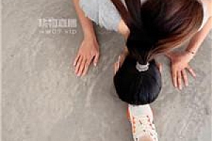 【小妮】楼道玩母狗强制闻舔鞋 bf55787