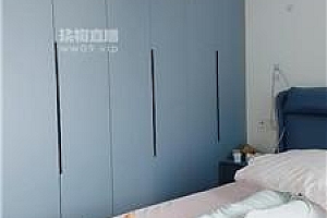 【兮皇】伺候主子起床-赏赐舔脚 JS250719-31